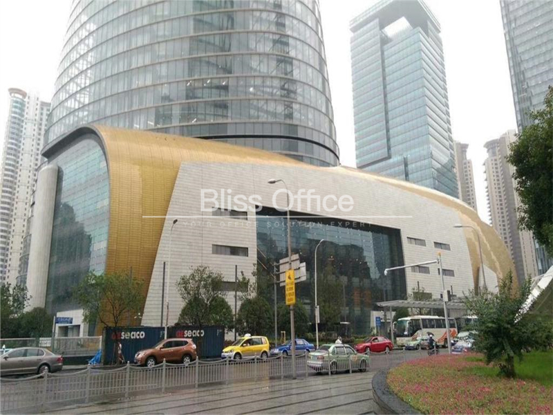 绿巨人黄片在线免费播放大厦周围环境